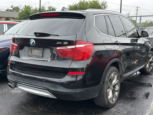 Used 2017 BMW X3 sDrive28i RWD image 2