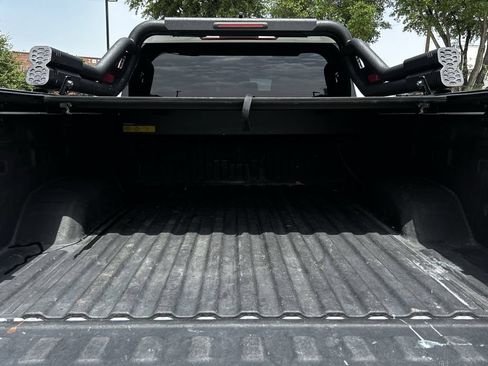 Used 2024 Chevrolet Silverado 2500 LT AWD/4WD image 37