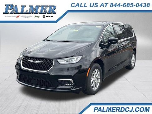 New 2026 Chrysler Pacifica Select image 1