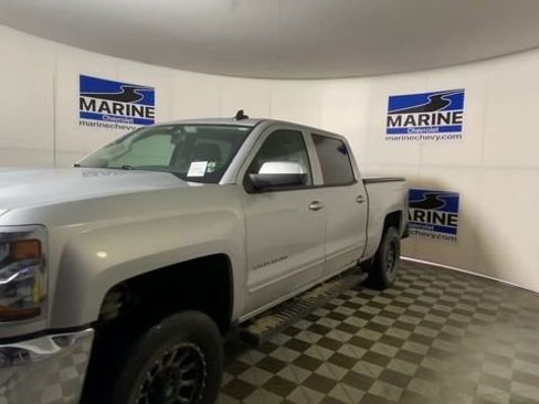 Used 2017 Chevrolet Silverado 1500 LT w/ All Star Edition image 6