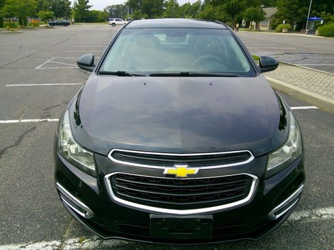 Used 2015 Chevrolet Cruze LT FWD image 13