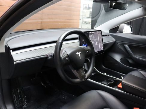 Used 2018 Tesla Model 3 Long Range image 52