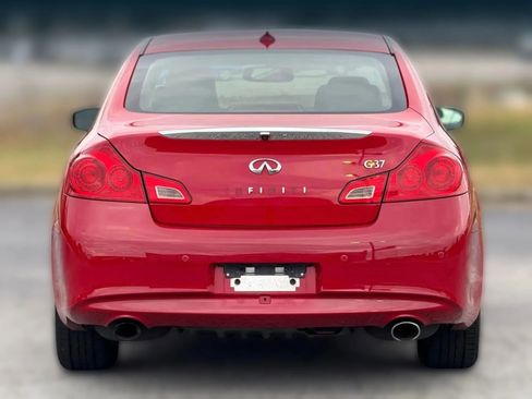 Used 2012 INFINITI G37 Journey w/ Premium Pkg image 4