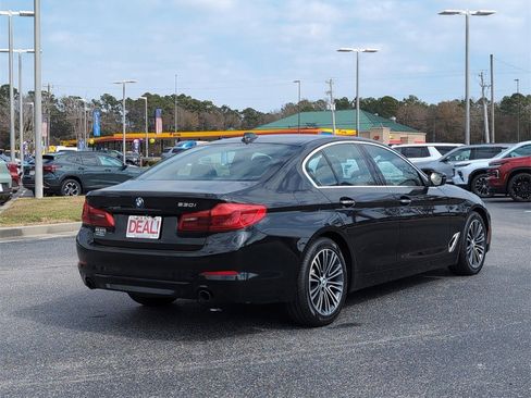 Used 2018 BMW 530i image 3