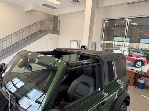 Used 2023 Ford Bronco Big Bend AWD/4WD image 2