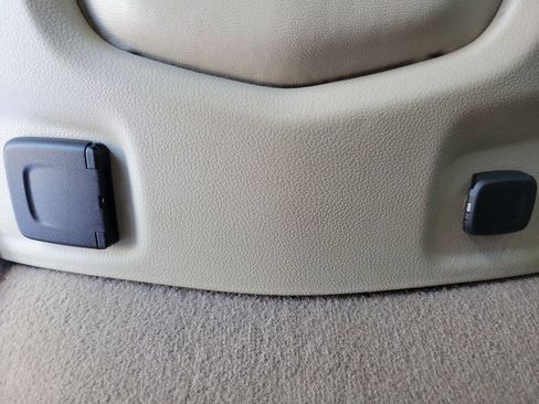 Used 2019 Cadillac Escalade Luxury image 18