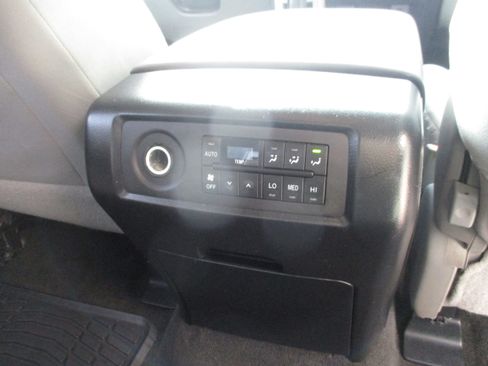 Used 2013 Toyota Sequoia SR5 image 10