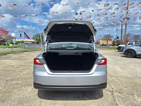 Used 2025 Toyota Camry LE image 25