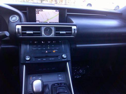 Used 2015 Lexus IS 250 AWD image 13