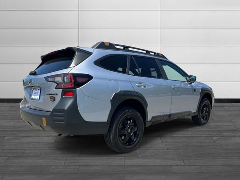 Used 2022 Subaru Outback Wilderness AWD/4WD image 3