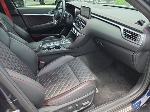 Used 2023 Genesis G70 3.3T w/ Sport Prestige Package RWD image 32