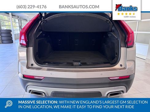 Certified 2023 Cadillac XT4 Premium Luxury w/ Cold Weather Package AWD/4WD image 7