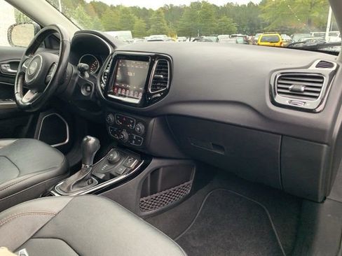 Used 2021 Jeep Compass Limited image 45