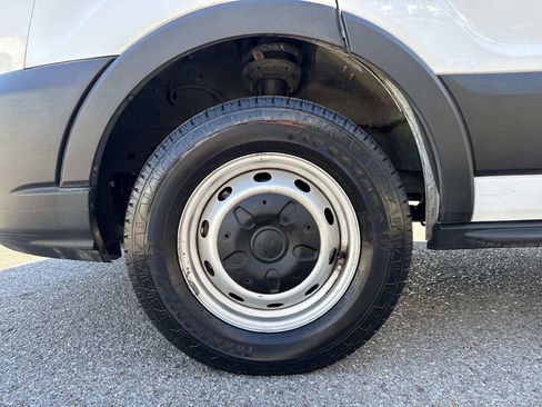 Used 2023 Ford Transit 250 Medium Roof w/ Load Area Protection Package image 5