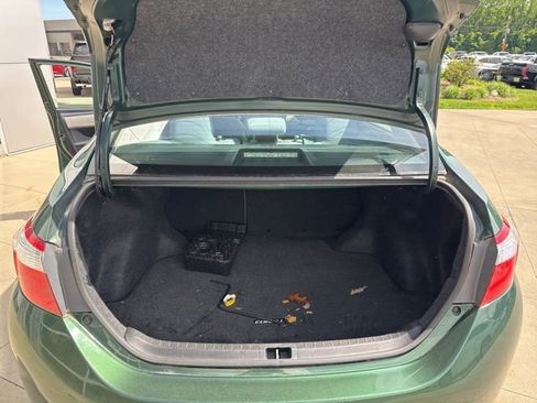 Used 2014 Toyota Corolla LE FWD image 28