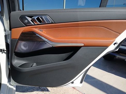 New 2026 BMW X7 xDrive40i image 11