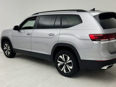 Used 2024 Volkswagen Atlas SE FWD image 6
