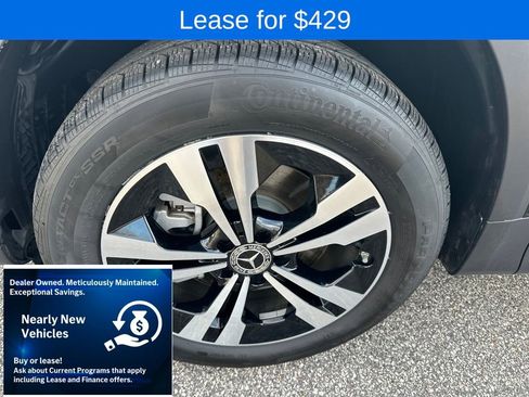 Used 2025 Mercedes-Benz GLB 250 4MATIC image 14