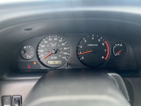 Used 2000 Nissan Xterra XE AWD/4WD image 17