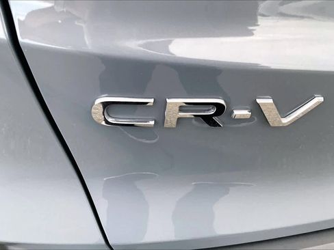 Used 2025 Honda CR-V EX image 11