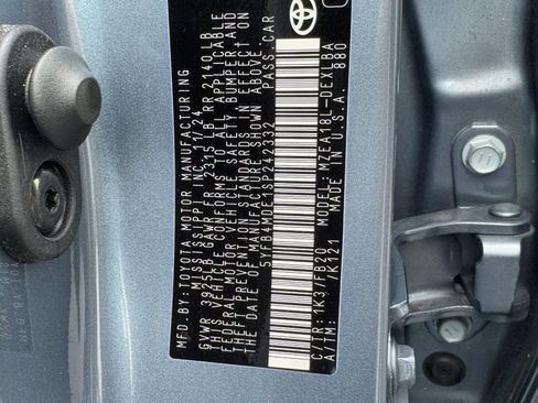 Certified 2025 Toyota Corolla LE image 25