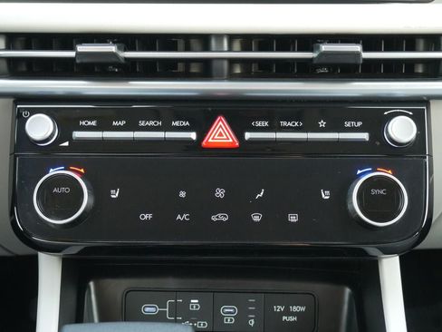 Used 2025 Hyundai Tucson SEL FWD image 42