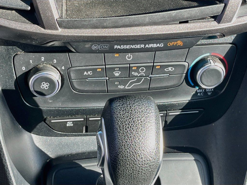 Used 2023 Ford Transit Connect XL FWD image 15