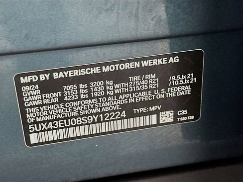 Used 2025 BMW X5 xDrive50e w/ Executive Package image 33