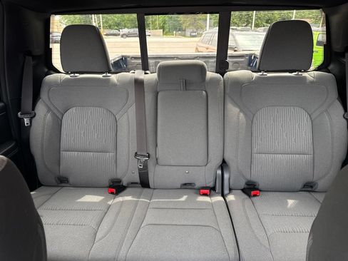 Used 2023 RAM 1500 Big Horn AWD/4WD image 36