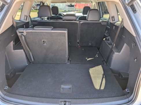 Used 2018 Volkswagen Atlas SE image 13