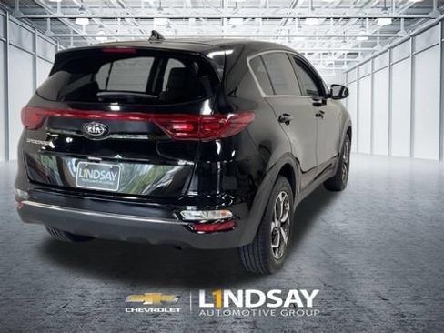 Used 2020 Kia Sportage LX w/ LX Popular Package AWD/4WD image 9