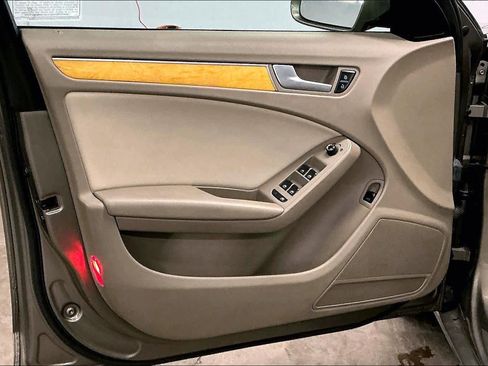 Used 2010 Audi A4 2.0T Premium image 24