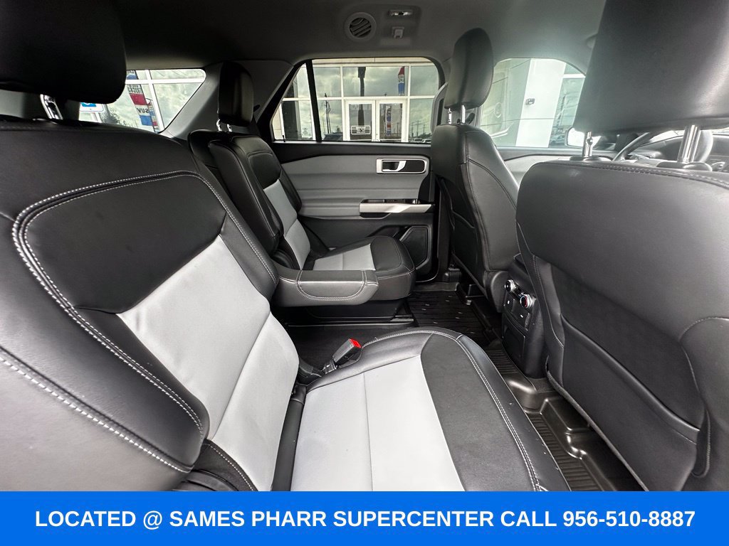 Used 2023 Ford Explorer XLT w/ Equipment Group 202A RWD image 29