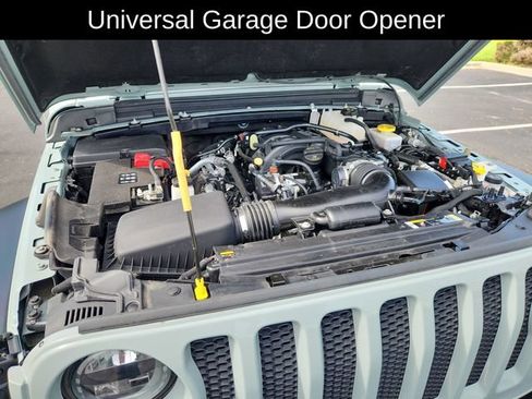Used 2023 Jeep Wrangler Sport AWD/4WD image 17