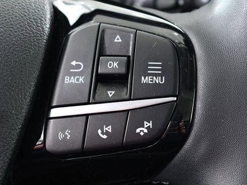 Used 2022 Ford Escape SE w/ SE Sport Appearance Package image 32