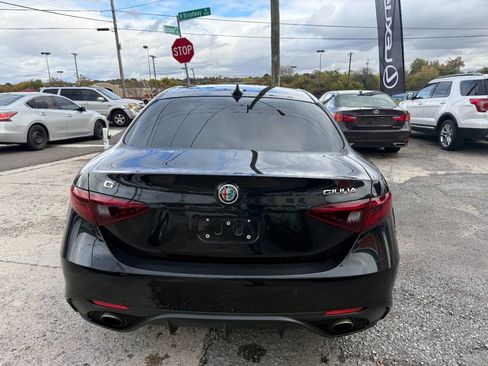 Used 2018 Alfa Romeo Giulia Ti Sport w/ Quick Order Package 22S Sport image 7