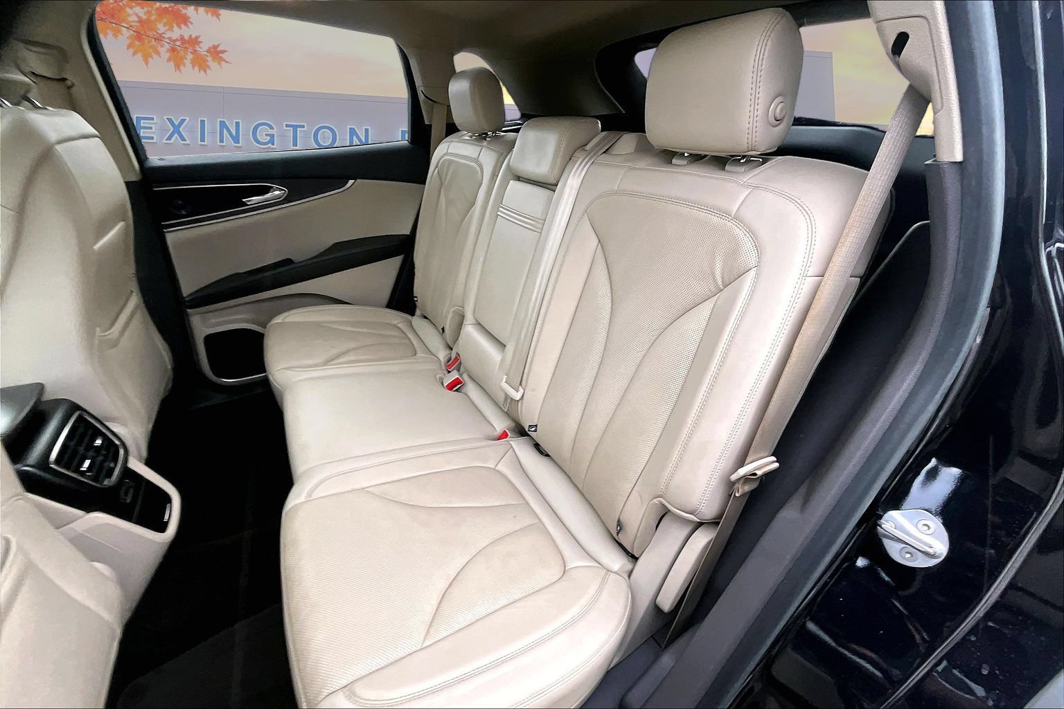Used 2019 Lincoln Nautilus Reserve AWD/4WD image 22