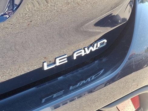 Certified 2024 Toyota Highlander AWD image 31