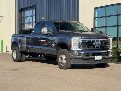 Used 2024 Ford F350 XLT image 4