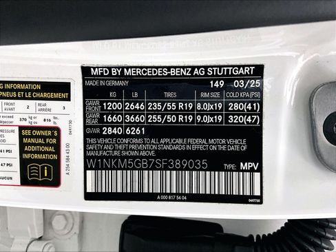 Certified 2025 Mercedes-Benz GLC 350e 4MATIC image 33
