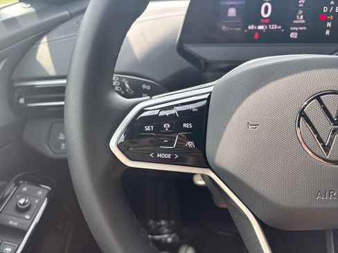 Used 2024 Volkswagen ID.4 S image 48