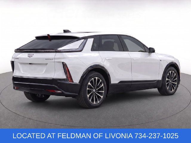 Used 2024 Cadillac Lyriq Sport w/ LPO, Floor Liner Package AWD/4WD image 4