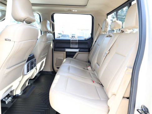 Used 2017 Ford F250 Lariat w/ Lariat Ultimate Package AWD/4WD image 40