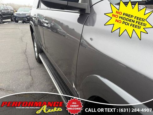 Used 2018 Toyota 4Runner SR5 Premium image 22