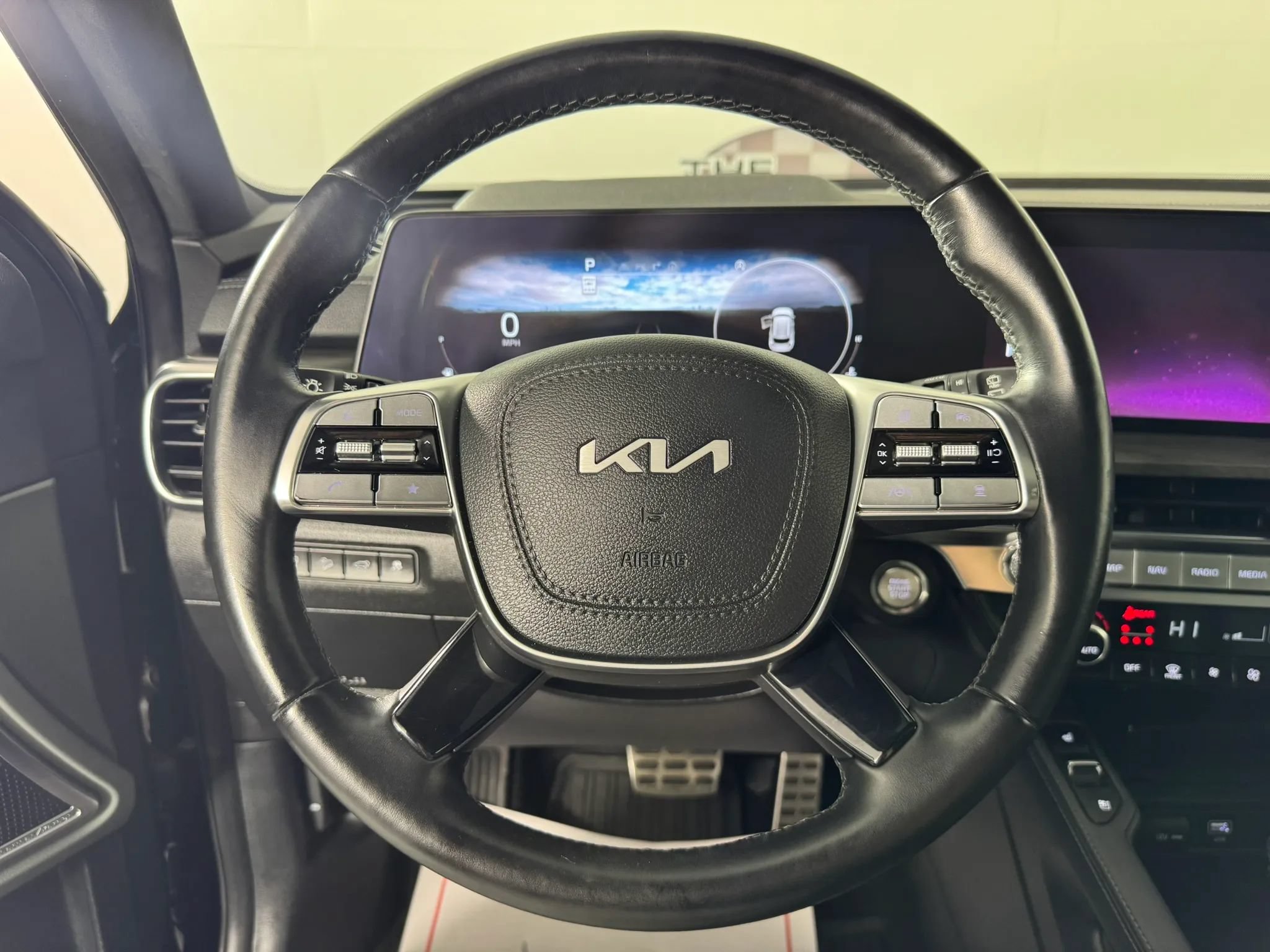 Used 2023 Kia Telluride SX Prestige X-Pro AWD/4WD image 13