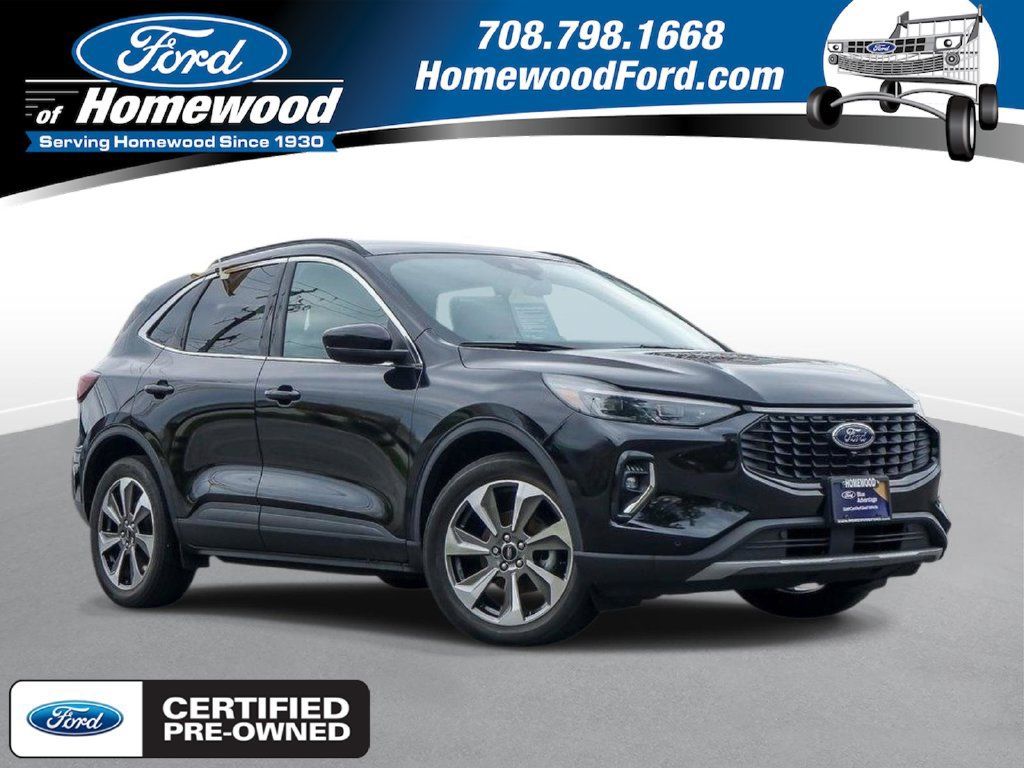 Used 2023 Ford Escape Platinum AWD/4WD image 1