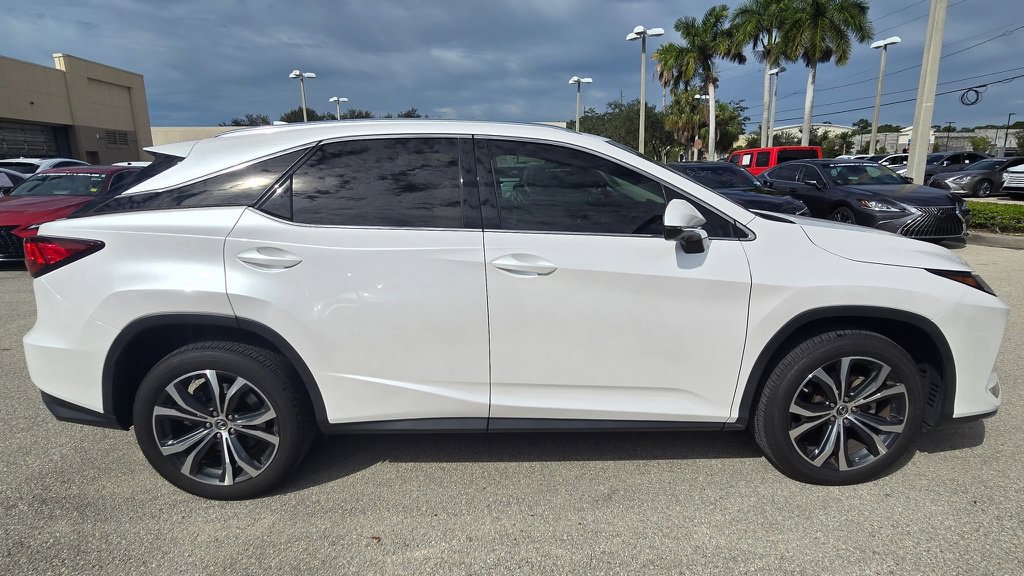 Certified 2022 Lexus RX 350 FWD w/ Premium Package image 9