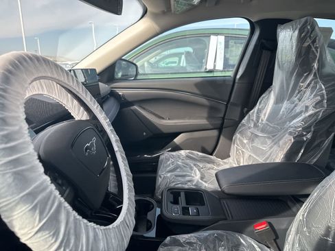 New 2026 Ford Mustang Mach-E Premium image 30