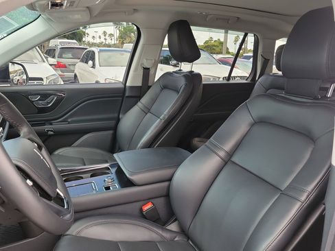 Used 2026 Lincoln Aviator 2WD image 22