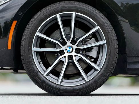 Used 2019 BMW 330i Sedan RWD image 18